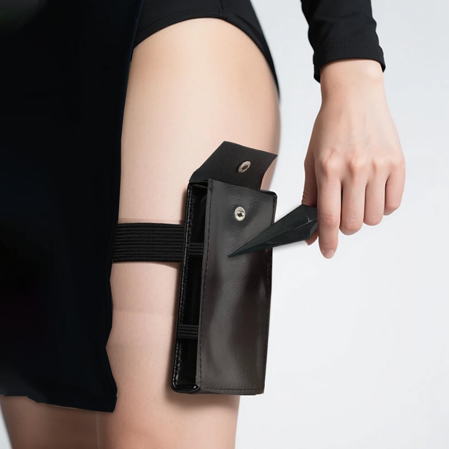 OOHGLITZ 11-Piece Anime Ninja Cosplay Kit, Ninja Kunai (10.2"+5.1"), Shuriken Ninja Stars (3.5") Set with Pouch for Anime Fans, Ninja& Martial Arts Props Black