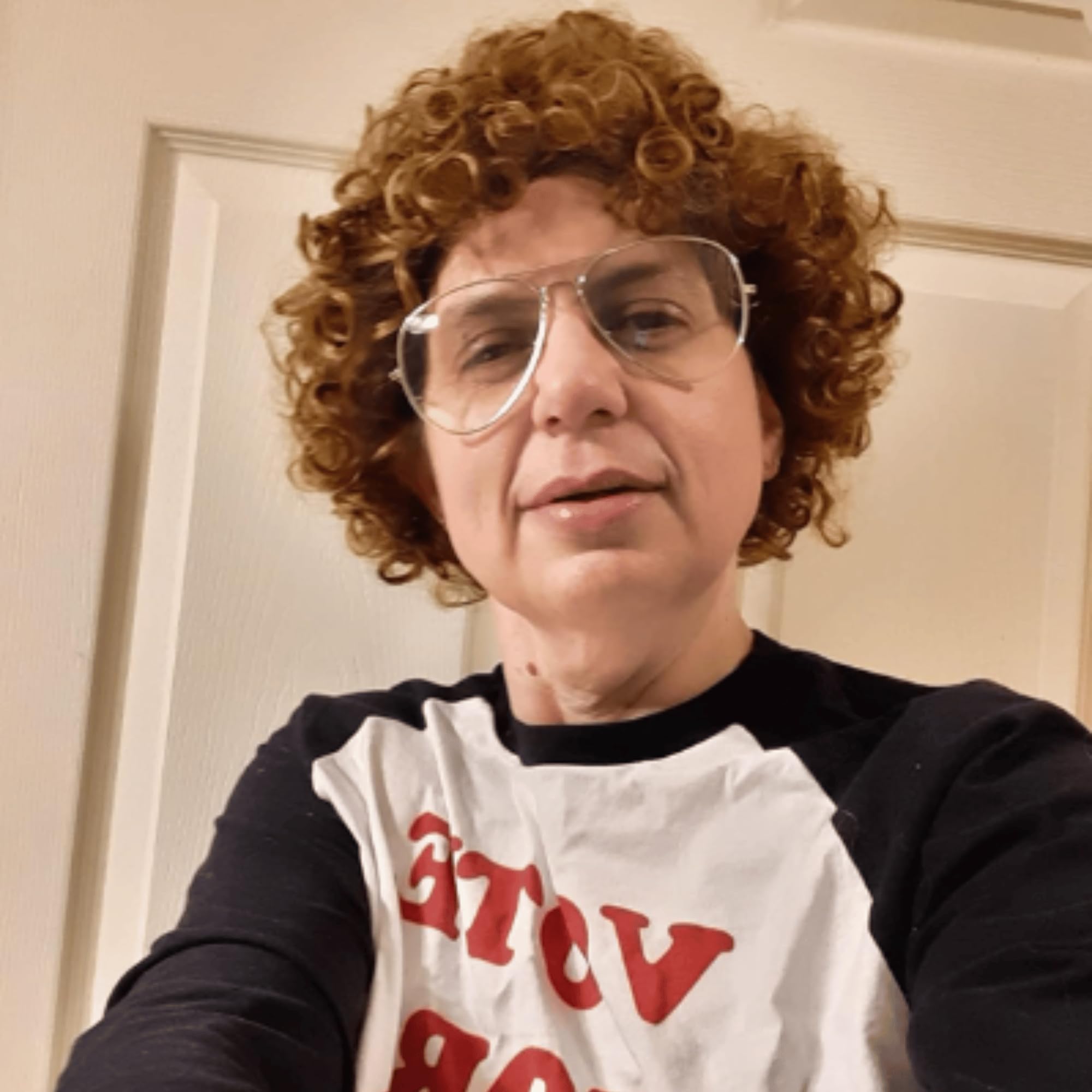 ALLAURA Compatible with Sonny Bono Wig – 60s 70s Men’s Short Brown Wig + Mustache for Hippie, Singer, TV Star, Cop, Detective Costumes – Liberty Duo, Limu & Doug, Uncle Rico, Retro Halloween Outfit