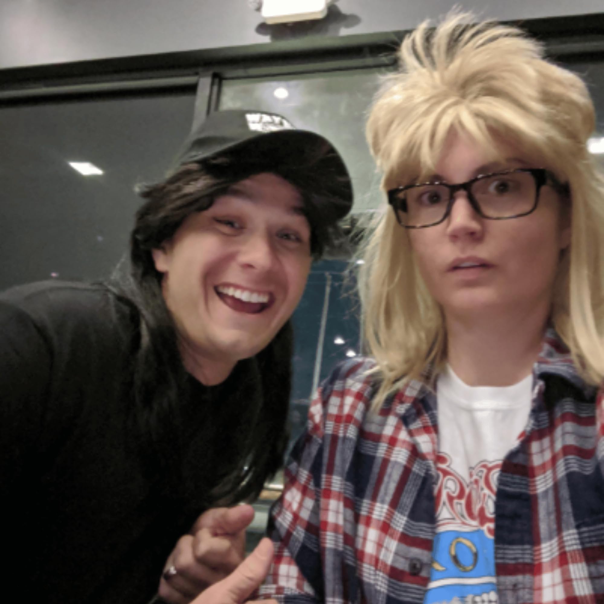 ALLAURA Compatible with Sonny Bono Wig – 60s 70s Men’s Short Brown Wig + Mustache for Hippie, Singer, TV Star, Cop, Detective Costumes – Liberty Duo, Limu & Doug, Uncle Rico, Retro Halloween Outfit