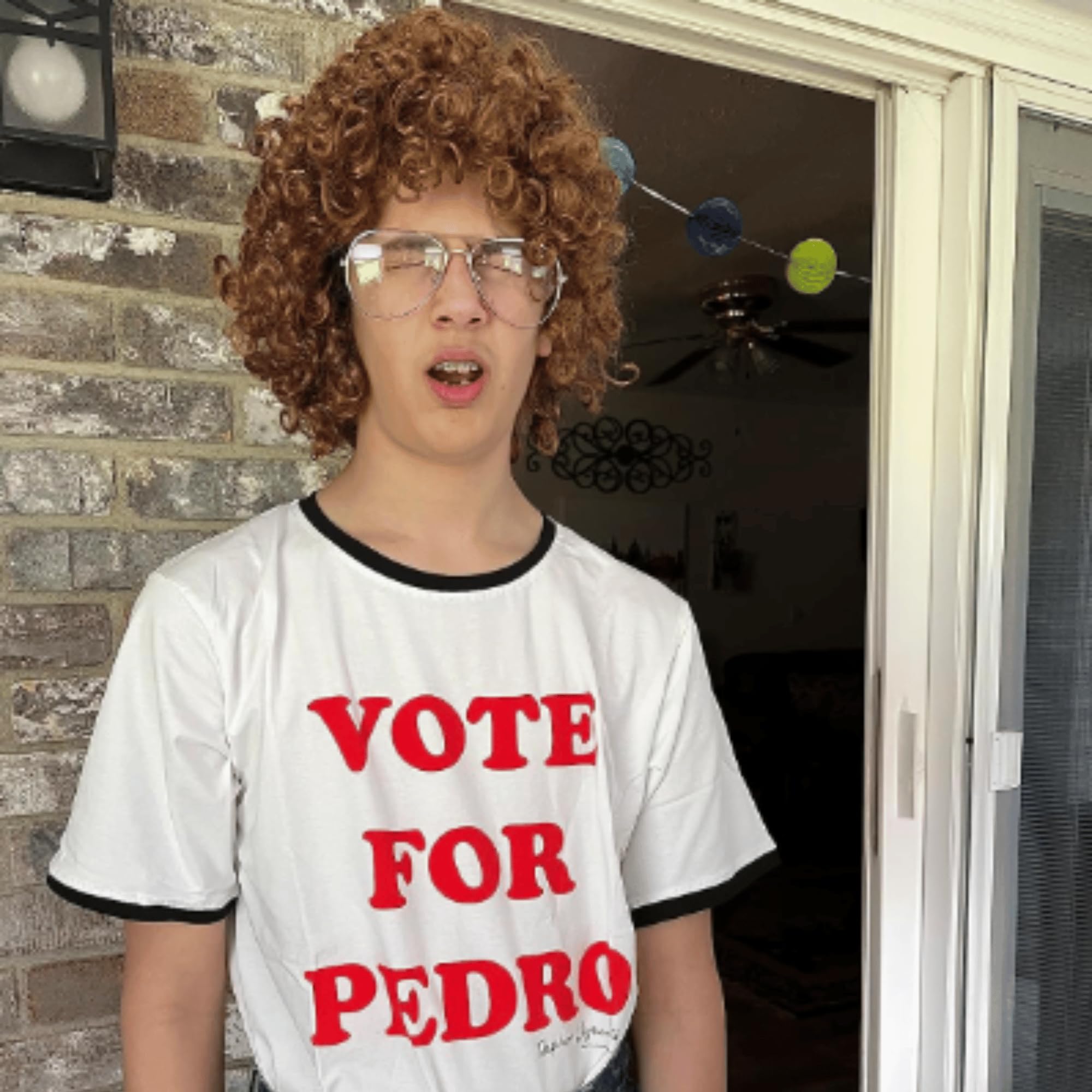 ALLAURA Compatible with Sonny Bono Wig – 60s 70s Men’s Short Brown Wig + Mustache for Hippie, Singer, TV Star, Cop, Detective Costumes – Liberty Duo, Limu & Doug, Uncle Rico, Retro Halloween Outfit